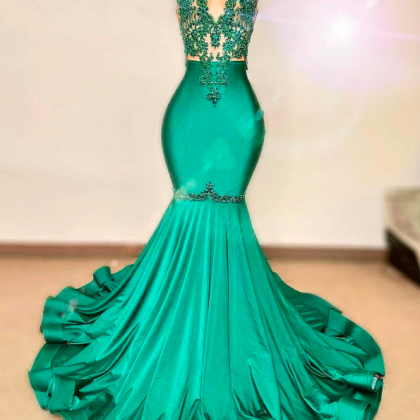Green Prom Dresses, Beaded Applique Prom Dresses,..