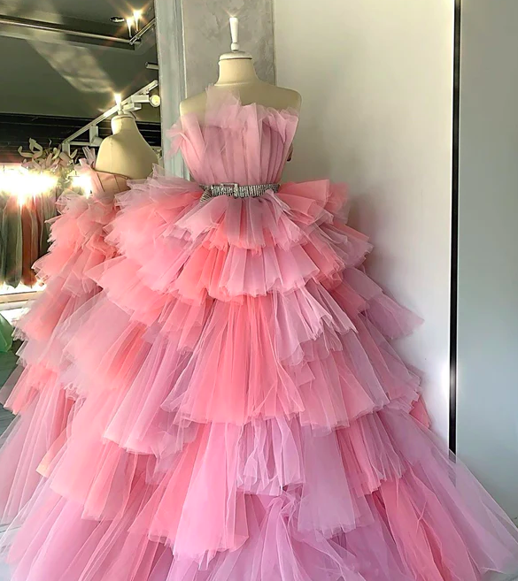 Sweet 16 Dresses, Robes De Cocktail, Luxury Prom Dresses, Ball Gown Prom Dresses, Pink Prom Dresses, Tulle Dresses, Vestidos Elegantes Para